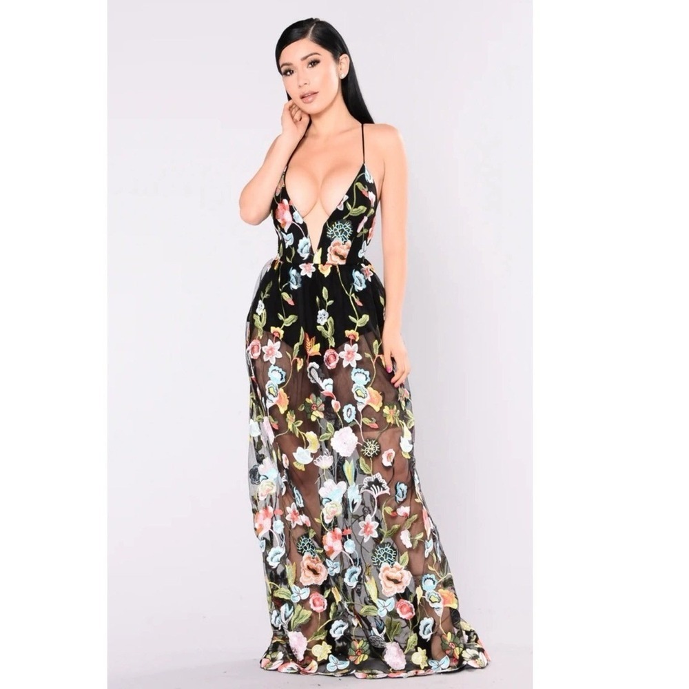 Fashion Nova Spring Gala Maxi Dress Black Floral Embroidered Mesh LD6341H Small